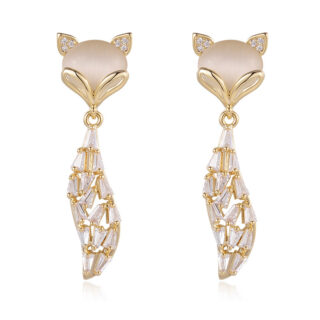 European And American Vintage Classic Metal Earrings